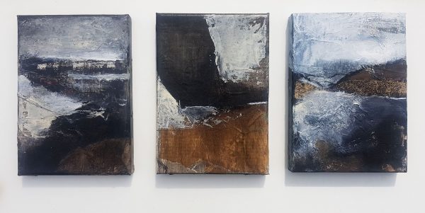 triptych by neus font